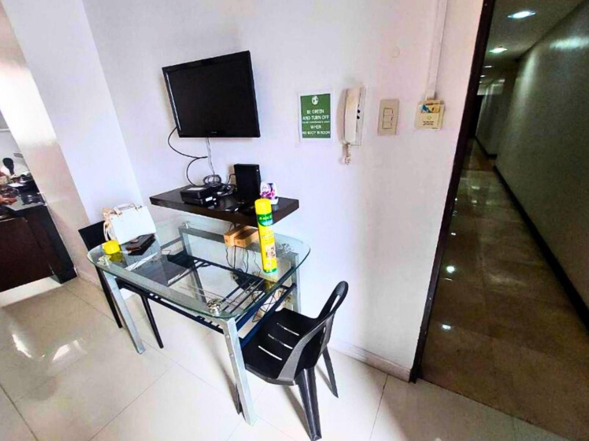 Near Us Embassy X Free Unlimited Pool, Massage & Sauna Access X Promo This Month! Explore Deluxe Studio W Balcony In Manila Perfectly Situated Near Naia Airport, Heart Of Manila Updated 2025 Price For Your Unforgettable Ultimate Staycation Experience Esterno foto